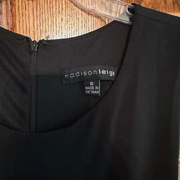 NWOT GORGEOUS Silver embroidered and black dress. - Picture 2 of 3